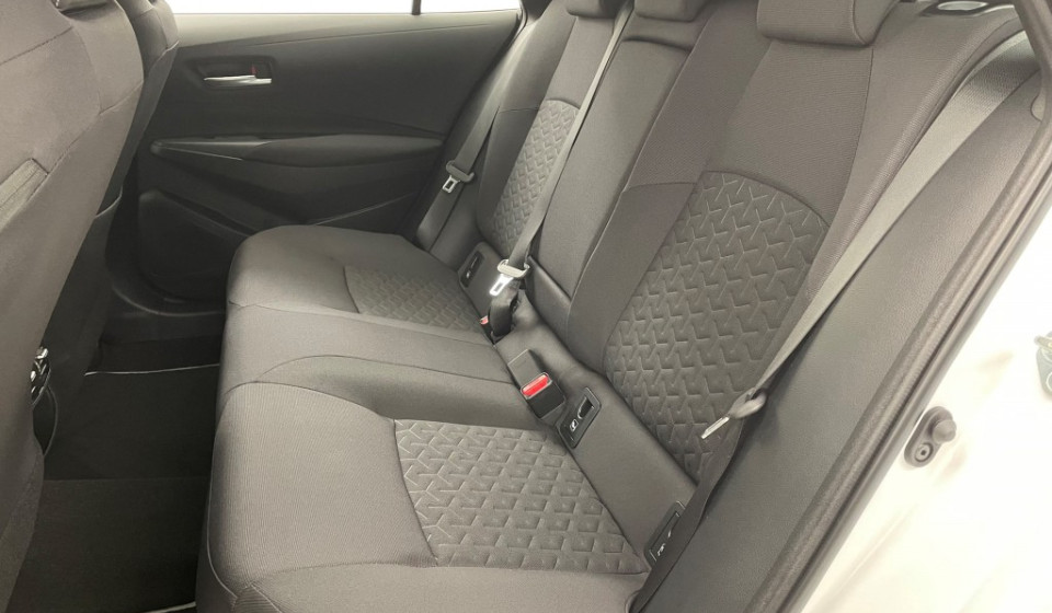 TOYOTA Corolla Touring Sports 1.8 HSD Comfort e-CVT