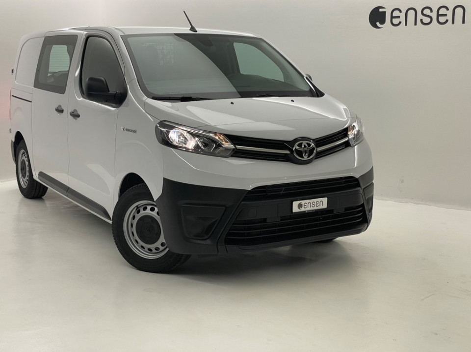 TOYOTA Proace EV 75kWh Medium Active