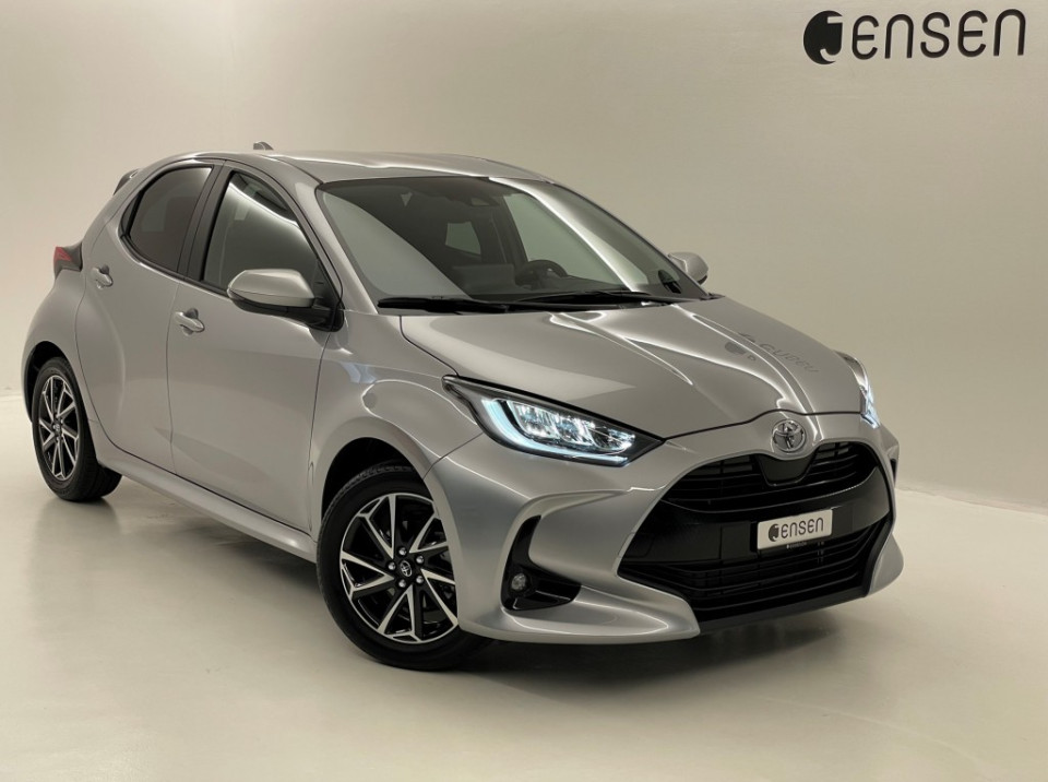 TOYOTA Yaris 1.5 Trend