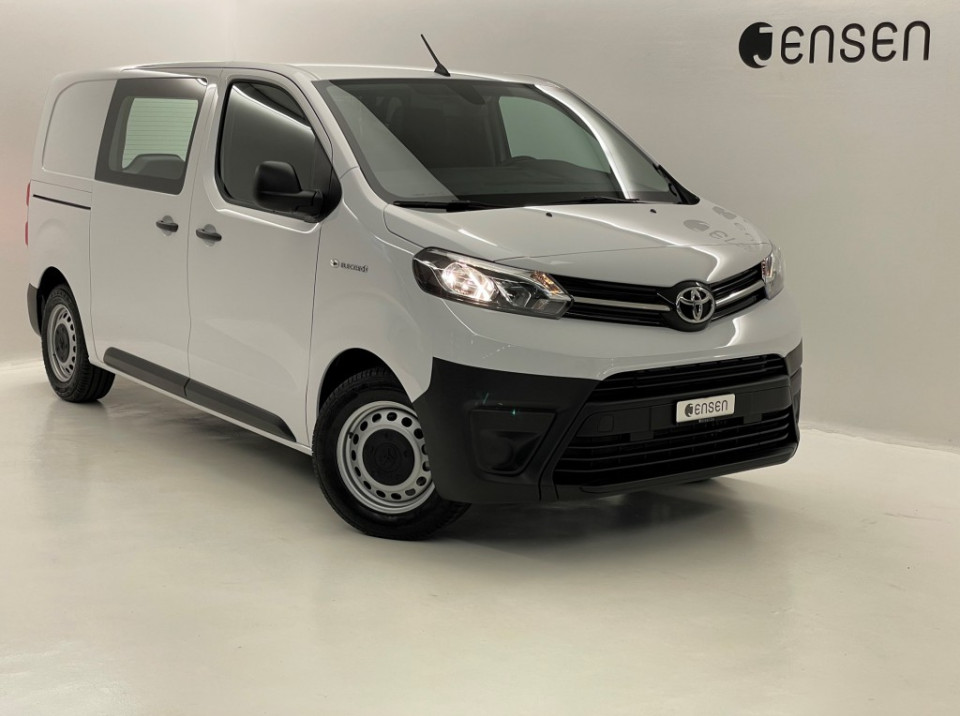 TOYOTA Proace EV 75kWh Medium Active