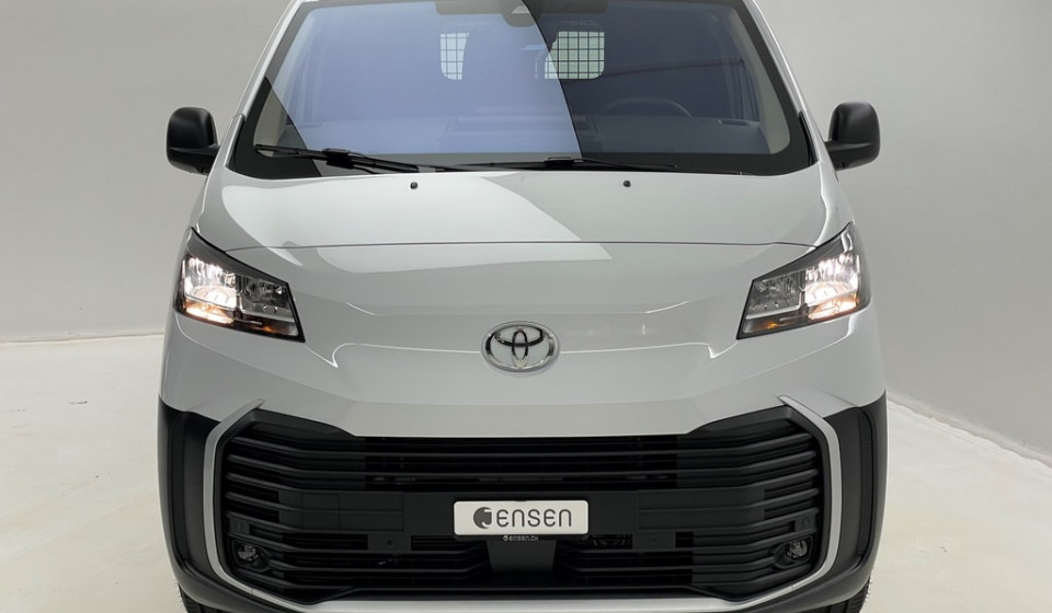 TOYOTA Proace Van L1 Electric 75 kWh Advanced