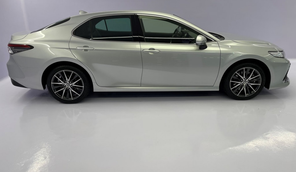 TOYOTA Camry Hybrid 2.5 Premium