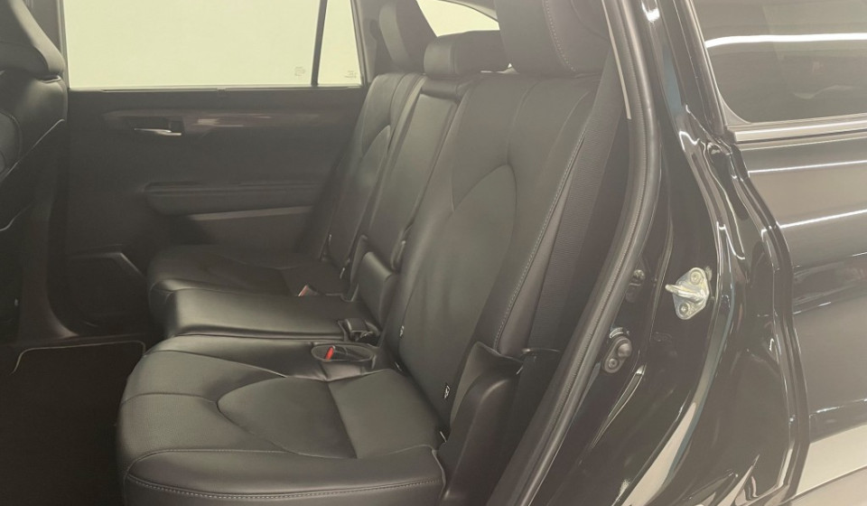TOYOTA Highlander 2.5 HSD Premium e-CVT