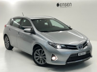 TOYOTA Auris 1.8 16V HSD Linea Sol