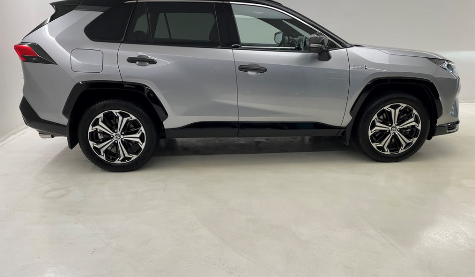 TOYOTA RAV-4 Plug-in Hybrid 2.5 Platinum AWD-i