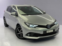 TOYOTA Auris Hybrid 1.8 Trend