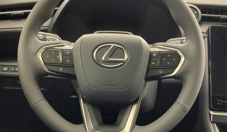 LEXUS LBX 1.5 Emotion E-FOUR Voll-Hybrid