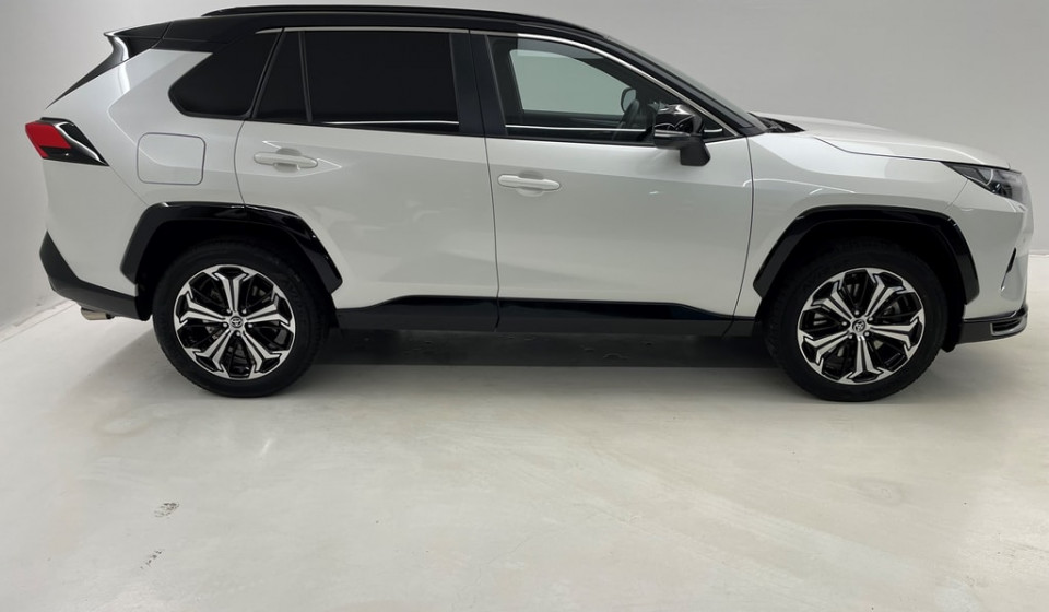 TOYOTA RAV-4 Plug-in Hybrid 2.5 Platinum AWD-i