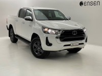 TOYOTA Hilux 2.4D-4D Style Double Cab 4x4 A