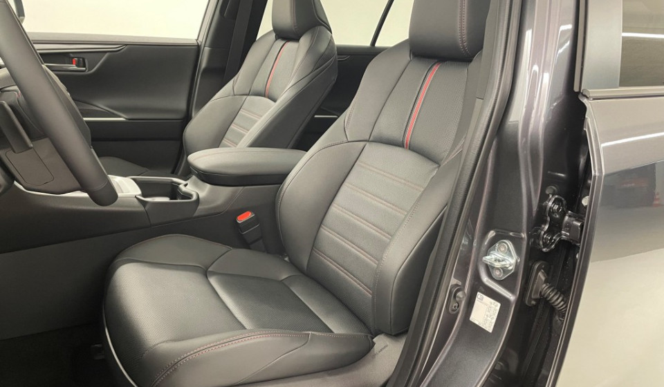 TOYOTA RAV-4 2.5 PHEV Platinum e-CVT 4WD
